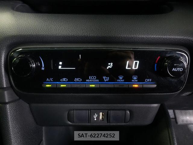 Toyota YARIS 2021-02 7273341-11