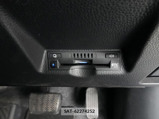 Toyota YARIS 2021-02 7273341-17