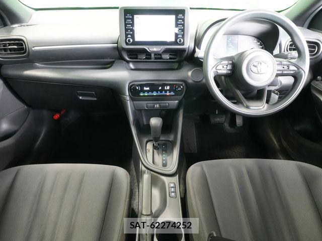 Toyota YARIS 2021-02 7273341-5