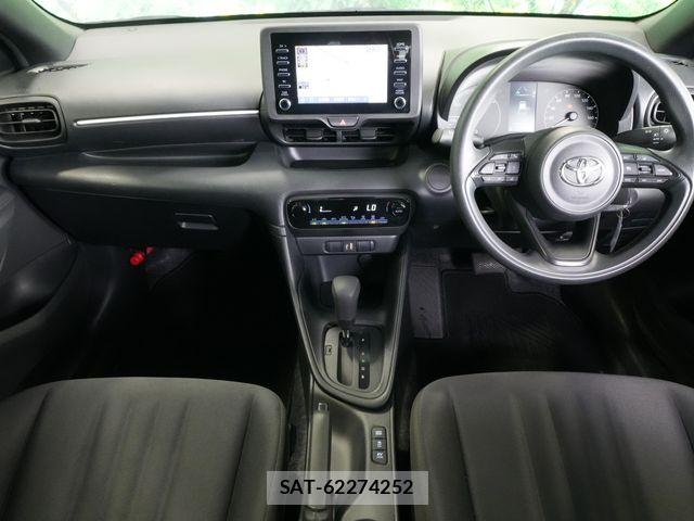 Toyota YARIS 2021-02 7273341-7