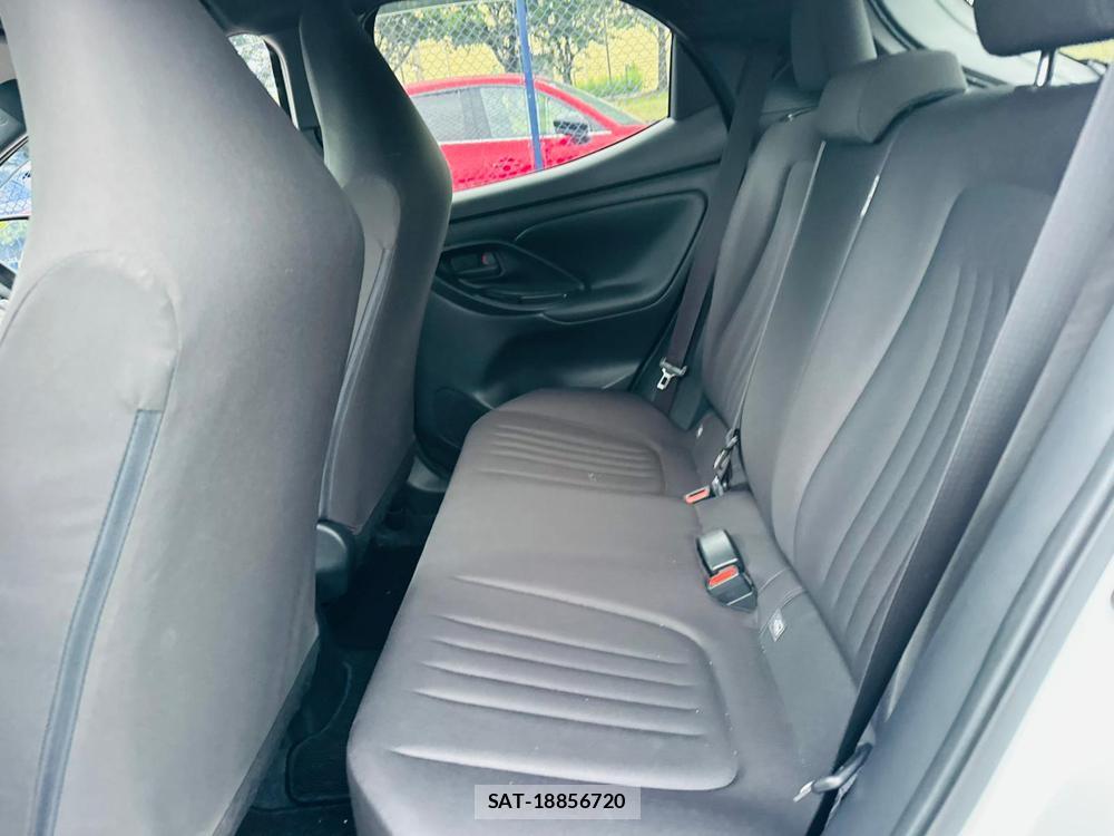Toyota YARIS 2024 7198146-9