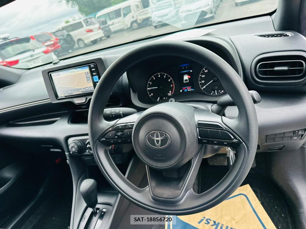 Toyota YARIS 2024 7198146-14