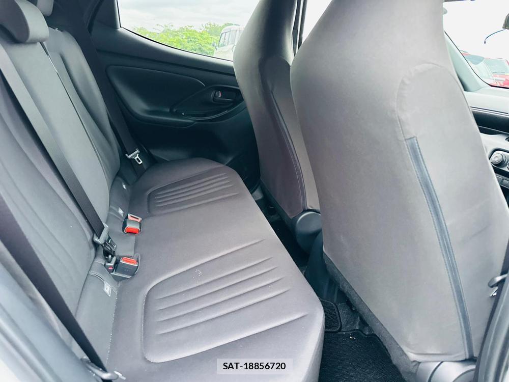 Toyota YARIS 2024 7198146-8