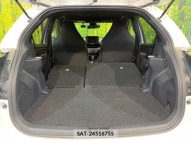 Toyota YARIS 2021-04 7331466-10