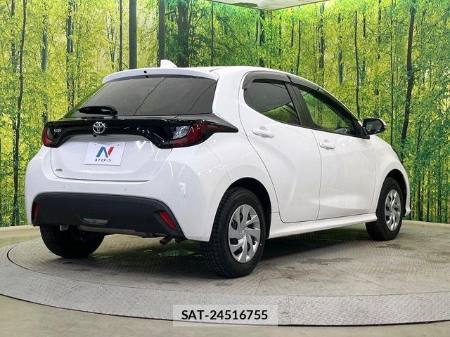 Toyota YARIS 2021-04 7331466-16