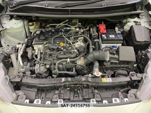 Toyota YARIS 2021-04 7331466-17