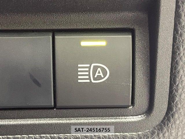 Toyota YARIS 2021-04 7331466-6