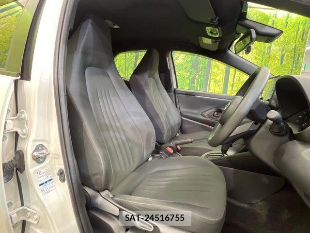 Toyota YARIS 2021-04 7331466-8