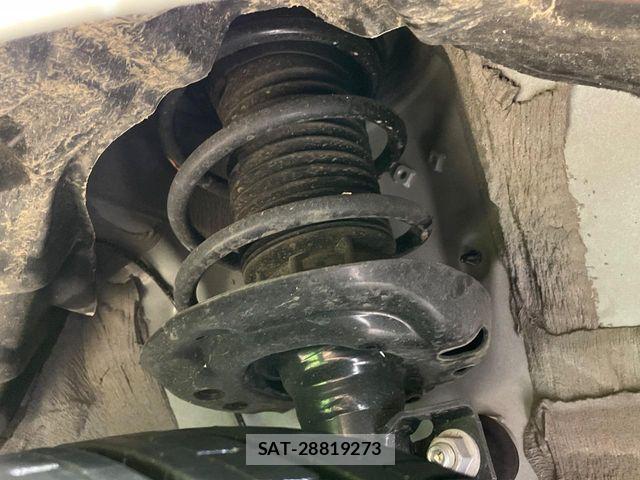 Toyota YARIS 2025-02 7331464-19