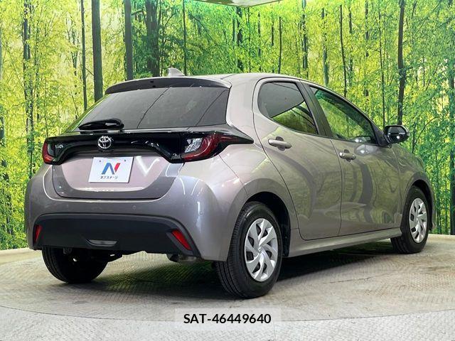 Toyota YARIS 2020-09 7331474-16