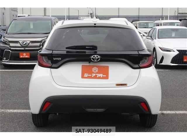 Toyota YARIS 2021-05 7331472-9