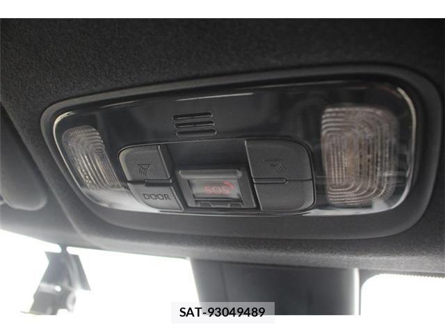 Toyota YARIS 2021-05 7331472-27