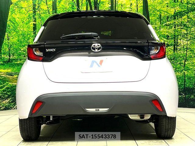 Toyota YARIS 2022-01 7331467-14