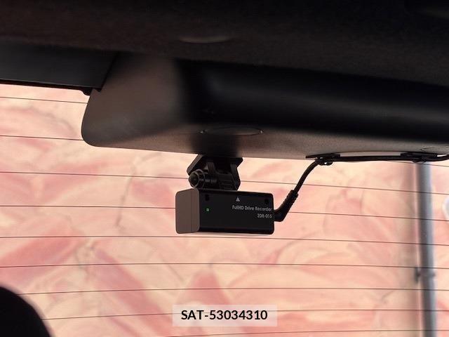 Toyota YARIS 2020-05 7331471-19