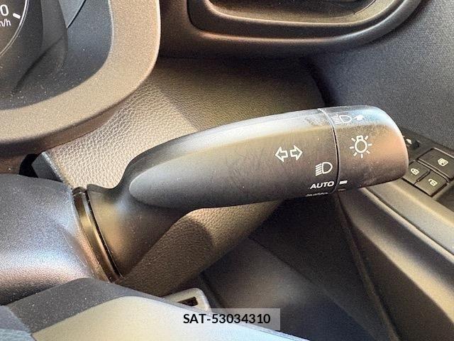 Toyota YARIS 2020-05 7331471-26