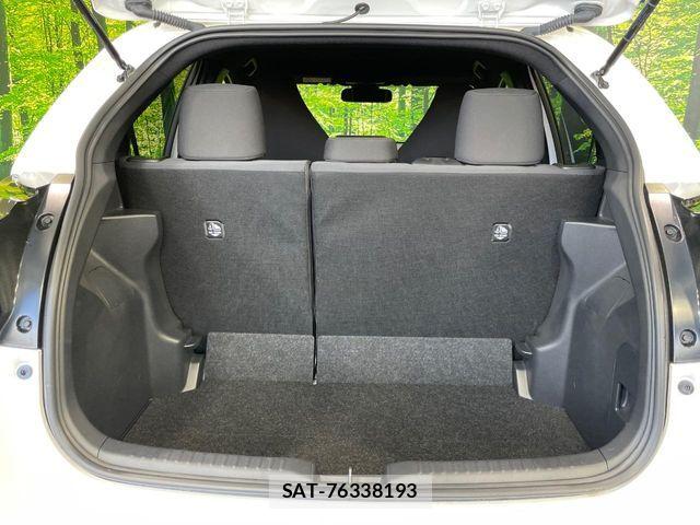 Toyota YARIS 2023-07 7360645-10