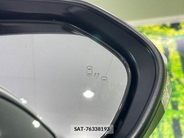 Toyota YARIS 2023-07 7360645-4
