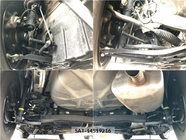 Toyota YARIS 2020-04 7360642-15