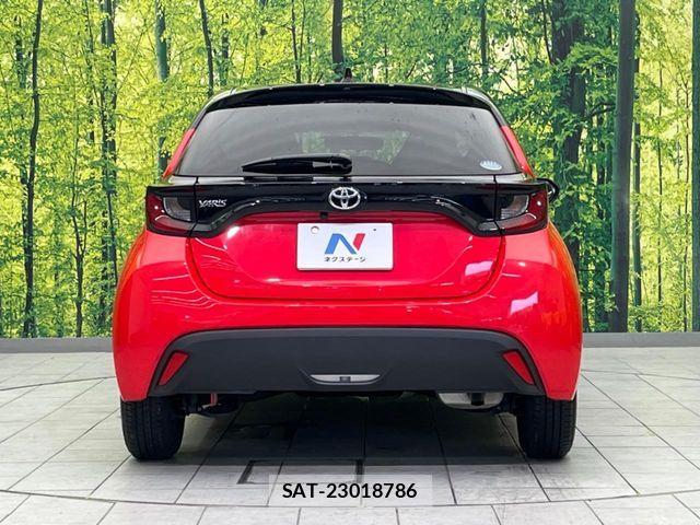 Toyota YARIS 2020-03 7360646-14