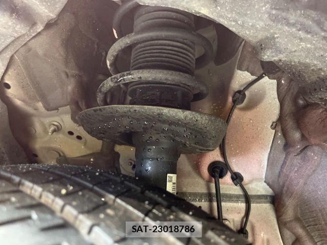 Toyota YARIS 2020-03 7360646-19