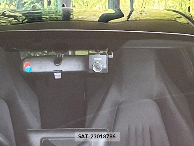 Toyota YARIS 2020-03 7360646-4