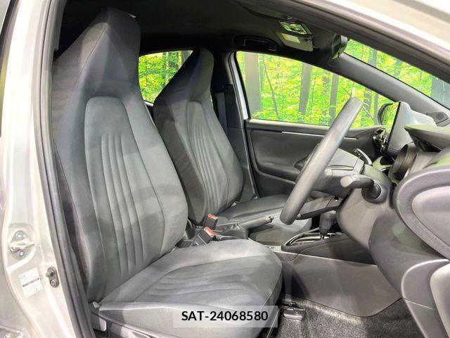 Toyota YARIS 2020-10 7360648-7