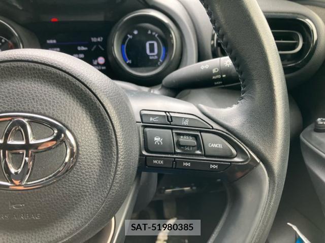 Toyota YARIS 2020-07 7360650-16