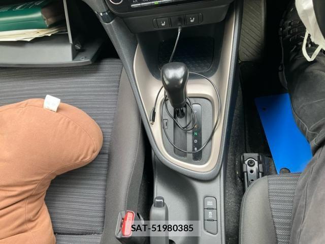 Toyota YARIS 2020-07 7360650-19