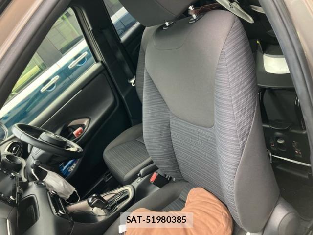 Toyota YARIS 2020-07 7360650-8