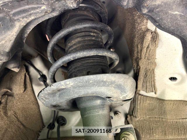 Toyota YARIS 2024-06 7360644-19