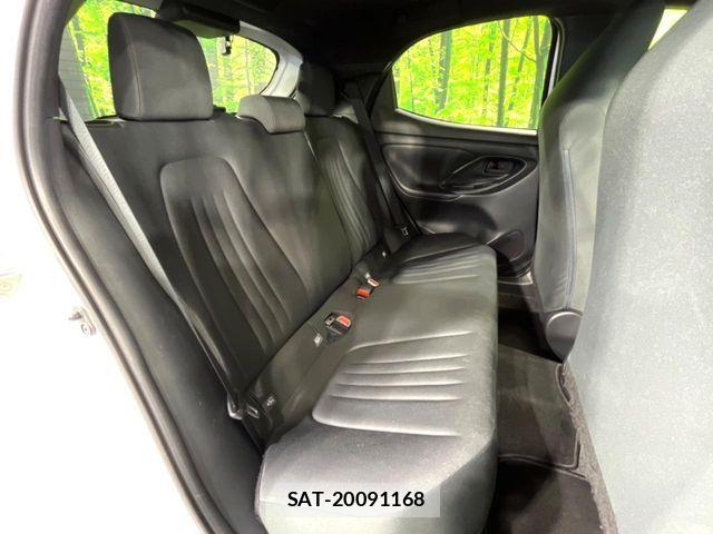 Toyota YARIS 2024-06 7360644-8