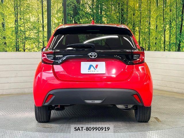 Toyota YARIS 2021-06 7360639-16