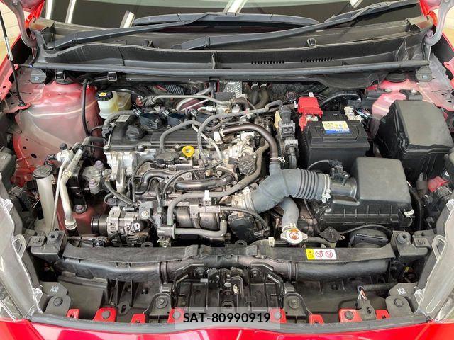 Toyota YARIS 2021-06 7360639-17