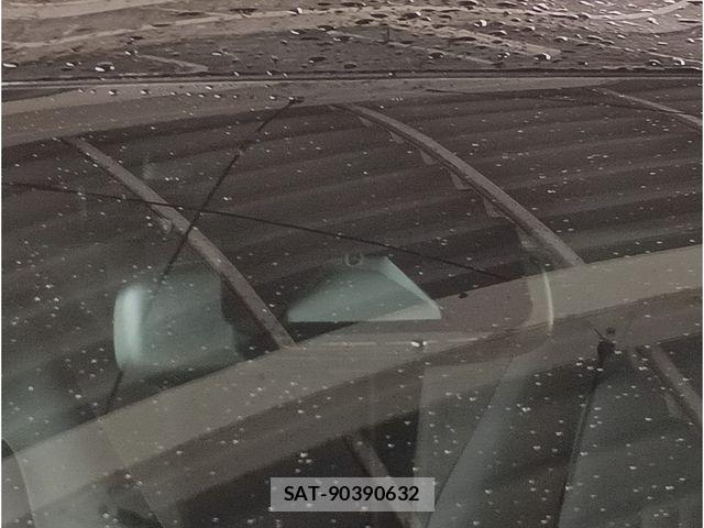 Toyota YARIS 2022-08 7360652-16