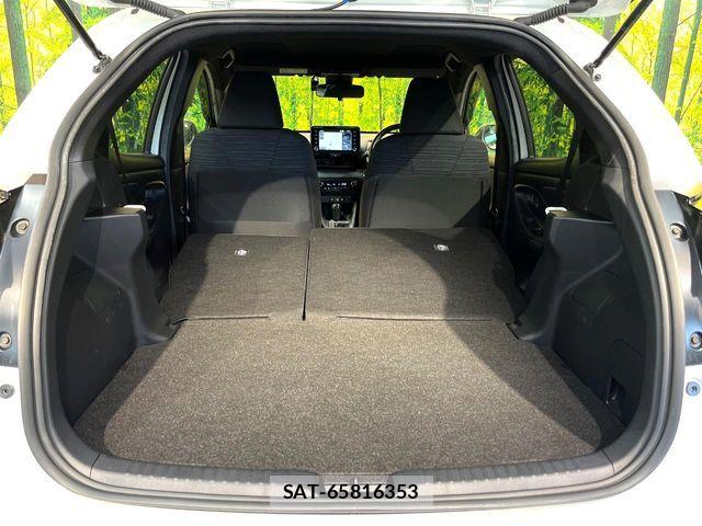 Toyota YARIS 2020-08 7360640-9