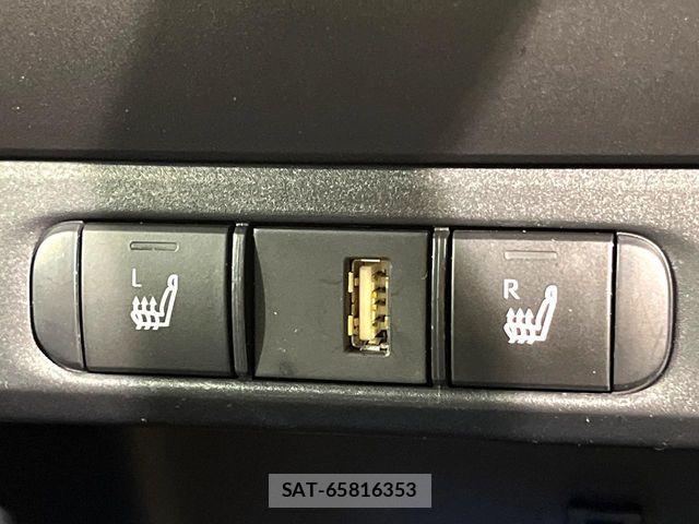 Toyota YARIS 2020-08 7360640-5