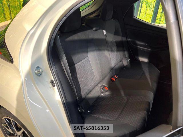 Toyota YARIS 2020-08 7360640-8