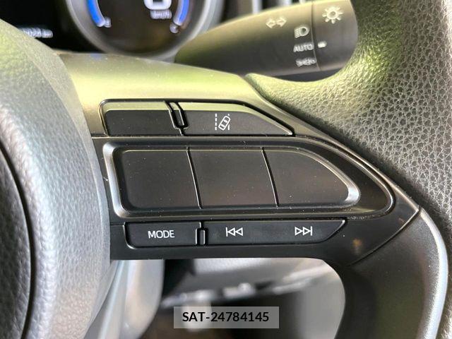 Toyota YARIS 2021-03 7360643-4