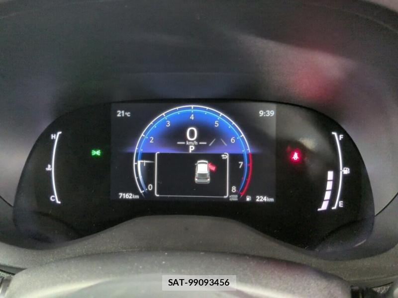 Toyota YARIS 2025-02 7380010-5