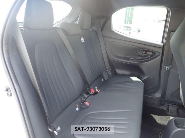 Toyota YARIS 2023-03 7395040-14