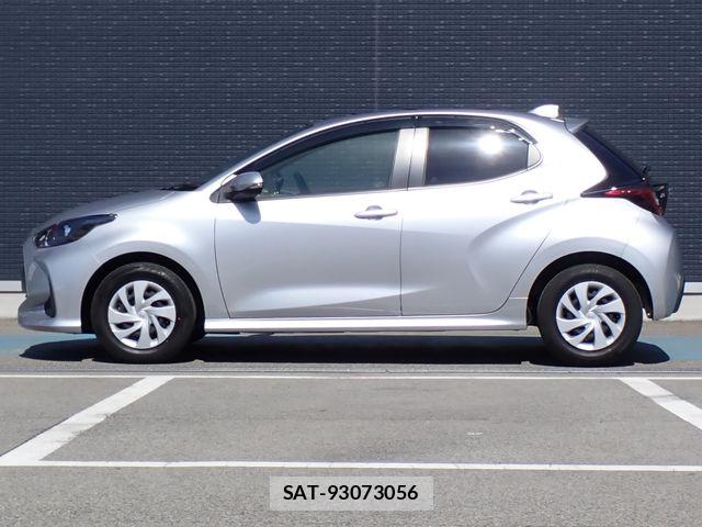 Toyota YARIS 2023-03 7395040-16