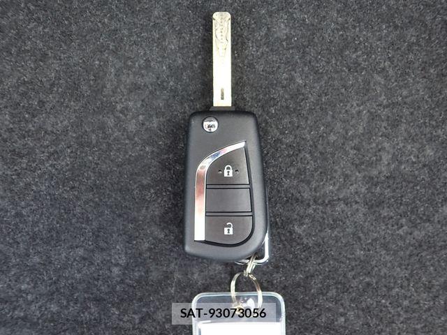 Toyota YARIS 2023-03 7395040-17