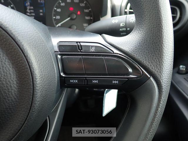 Toyota YARIS 2023-03 7395040-8