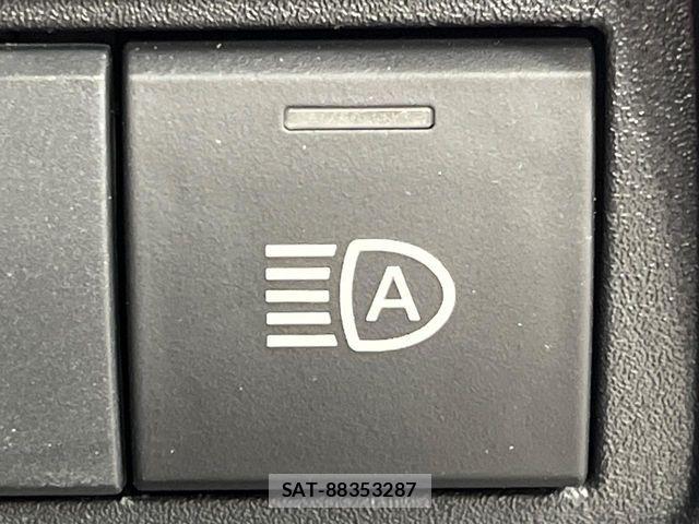 Toyota YARIS 2024-03 7395034-9