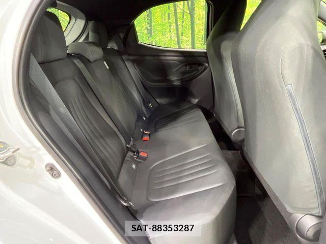 Toyota YARIS 2024-03 7395034-11