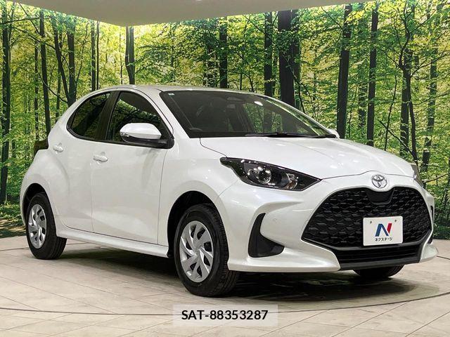Toyota YARIS 2024-03 7395034-15