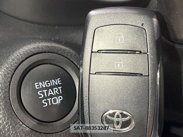 Toyota YARIS 2024-03 7395034-7