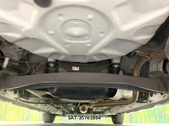 Toyota YARIS 2021-07 7459113-18