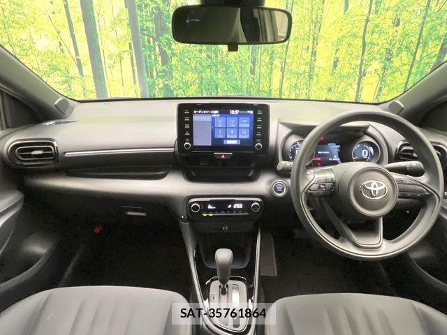 Toyota YARIS 2021-07 7459113-1