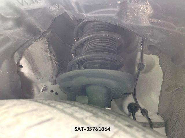 Toyota YARIS 2021-07 7459113-19